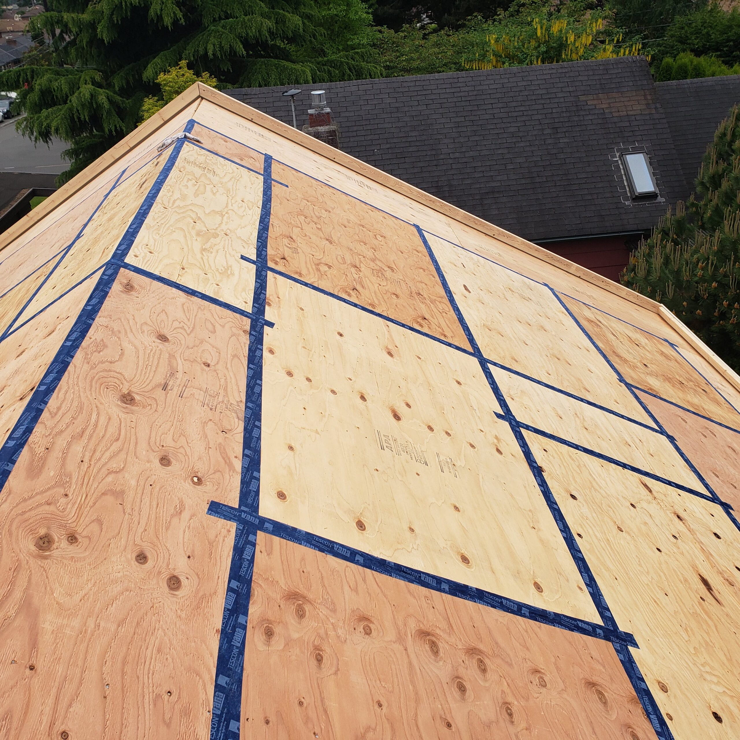 OSB Çatı Yapımı: Sağlam, Ekonomik ve Güvenilir Çatı Çözümleri